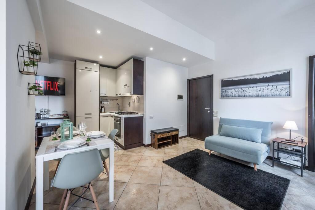 Sotto Le Due Torri 5* Apartment Bologna Ngoại thất bức ảnh