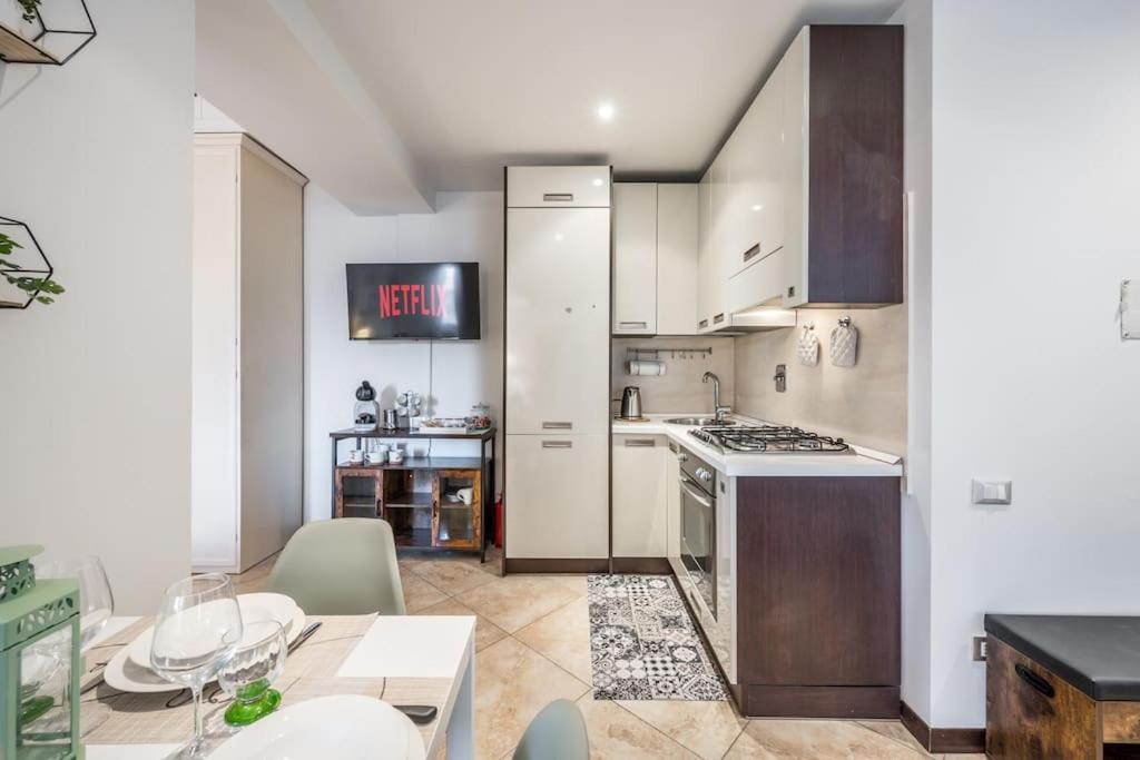 Sotto Le Due Torri 5* Apartment Bologna Ngoại thất bức ảnh