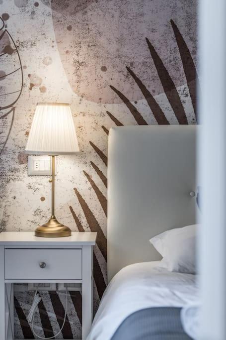 Sotto Le Due Torri 5* Apartment Bologna Ngoại thất bức ảnh
