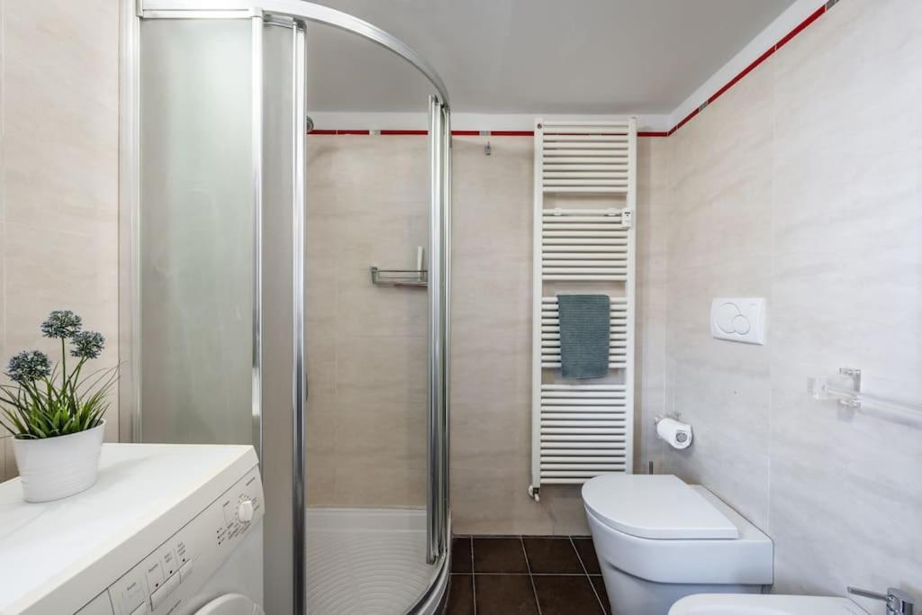 Sotto Le Due Torri 5* Apartment Bologna Ngoại thất bức ảnh